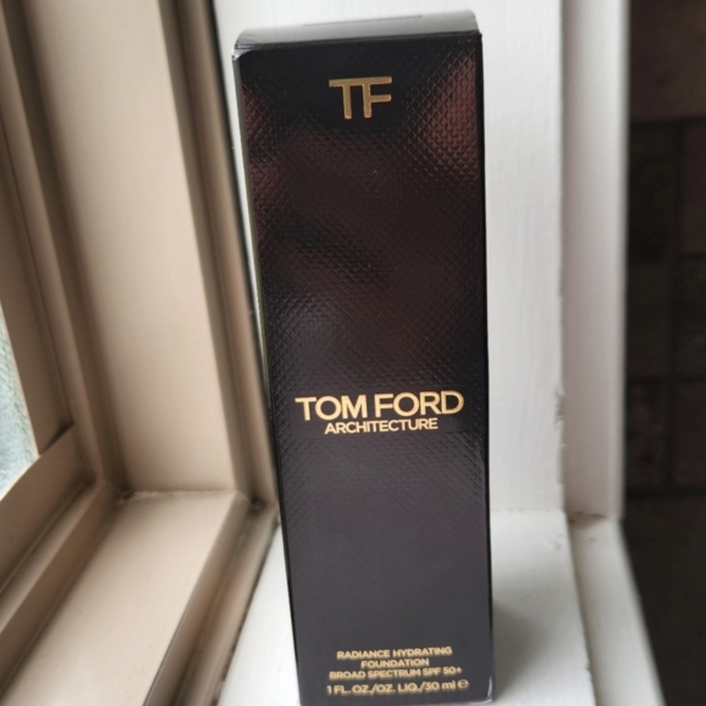 NIB TOM FORD ARCHITECTURE RADIANCE HYDRATING FOUNDATION 2.5 - Picture 9 of 16